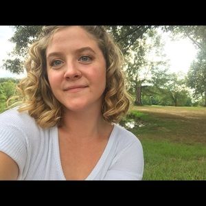 Meet your Posher, Annalee